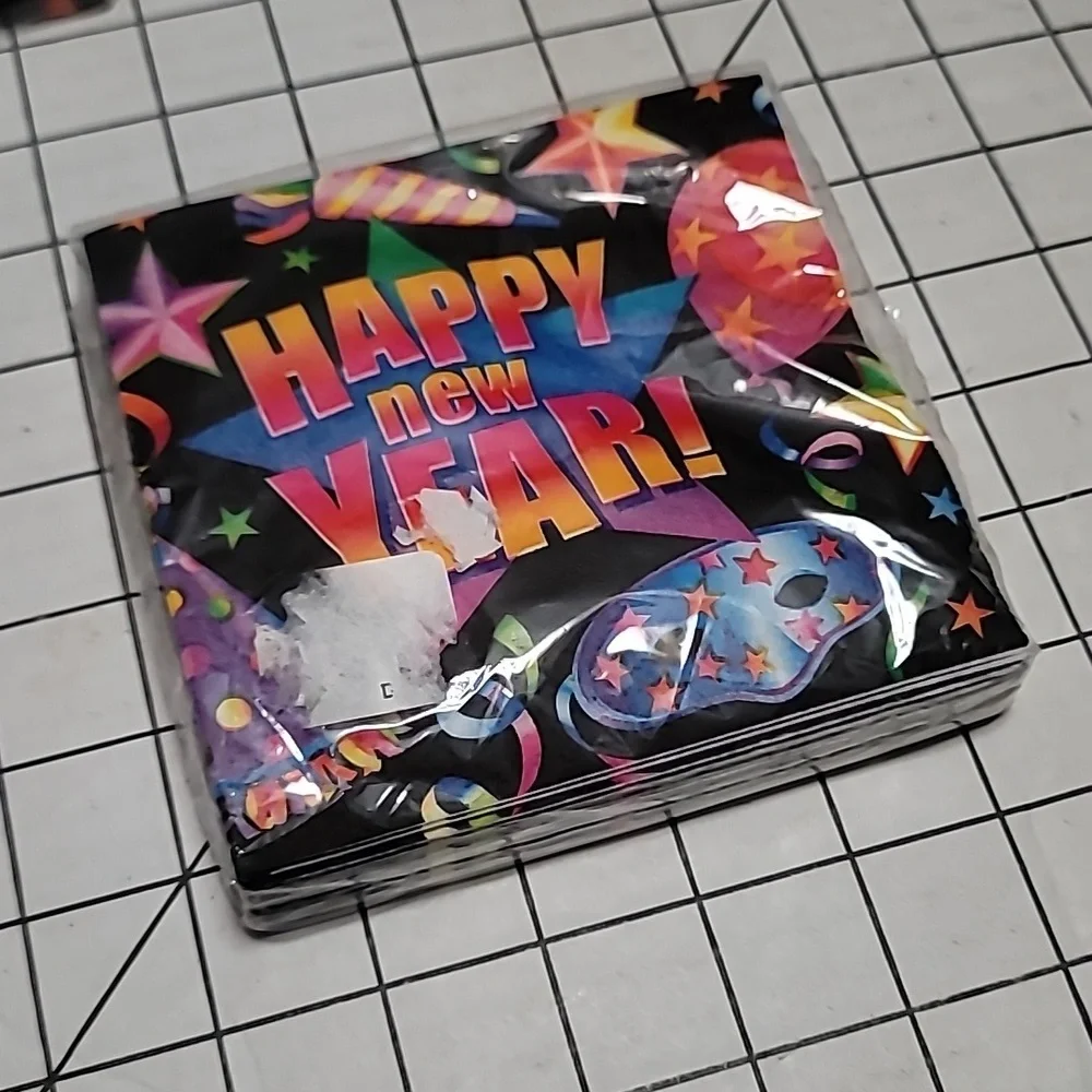 Happy New Year, Paper Beverage Napkins 60390 by Trend Setters 30 CT.  NIP‎